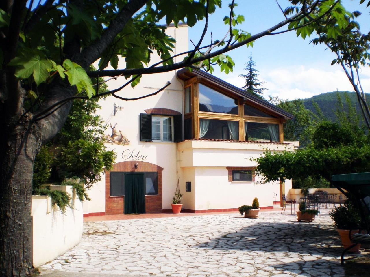 Agriturismo La Selva Риети Экстерьер фото